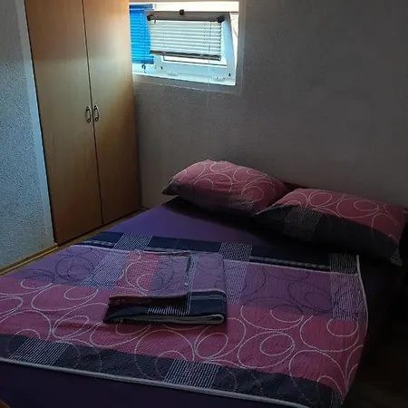 Апартаменты One-bedroom In Iv *