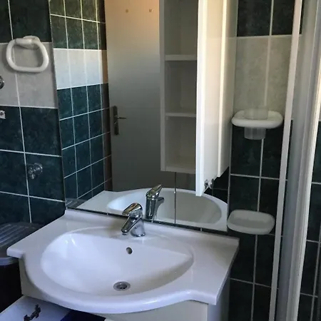 One-bedroom In Iv Апартаменты *
