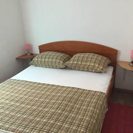 One-bedroom In Iv *